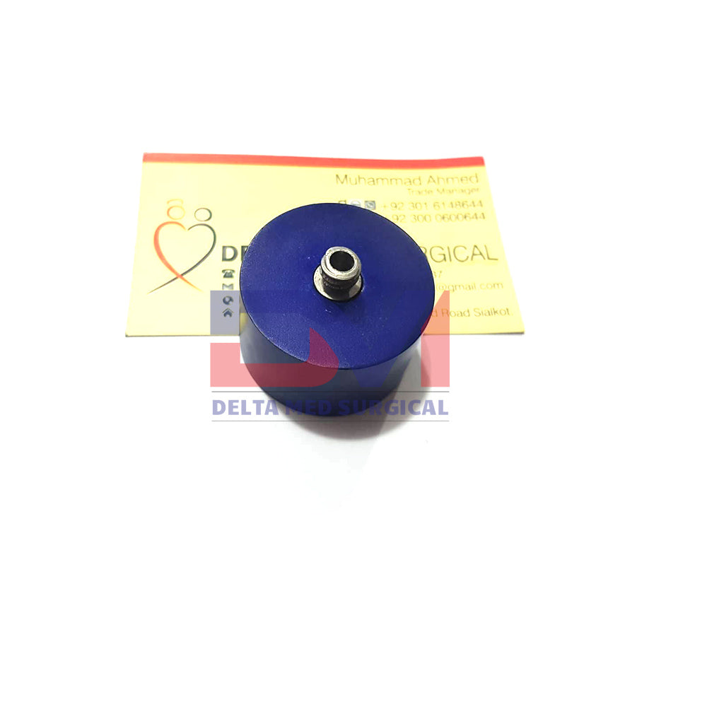 Luer Lock Syringe Holding Device
