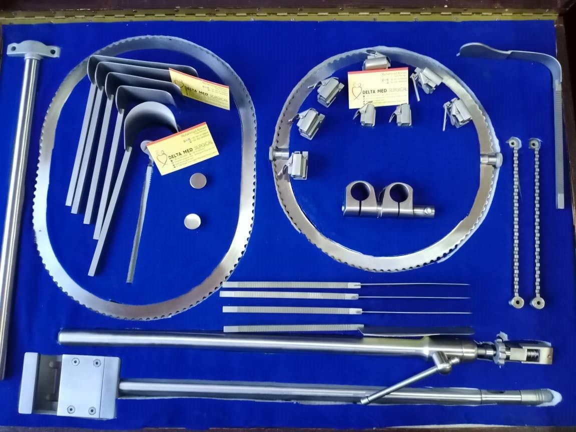 Bookwalter retractor system