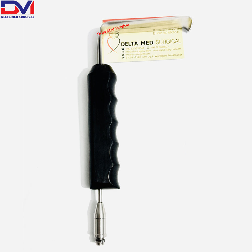Delta Med Surgical 1.5x3 Right Angle Retractor showing the 4-tooth serrated edge and integrated fiber optic light port.
