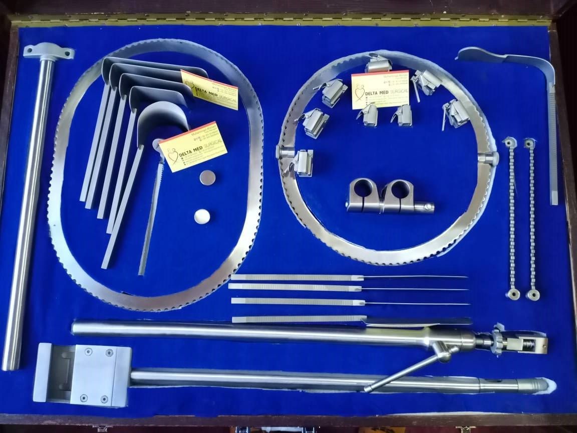 Bookwalter retractor system